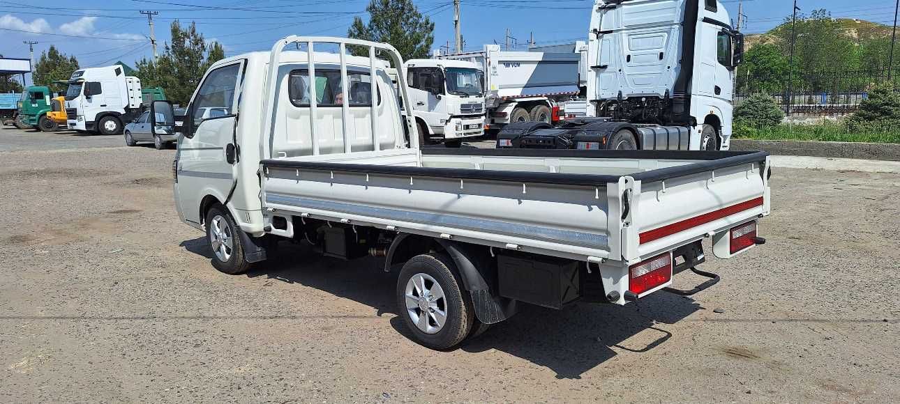 JAC X200 sotuvda tayyor