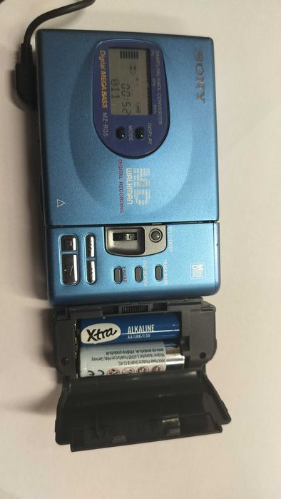 Walkman Sony MZ-R35 MD Portable MiniDisc Player Recorder -Rem RM-MZ1T