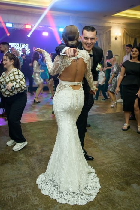 Rochie mireasa creatie Alinka cu trena detasabila