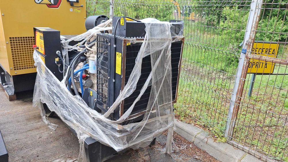 Generator de curent John Deree 80 kva - 64 kw second hand