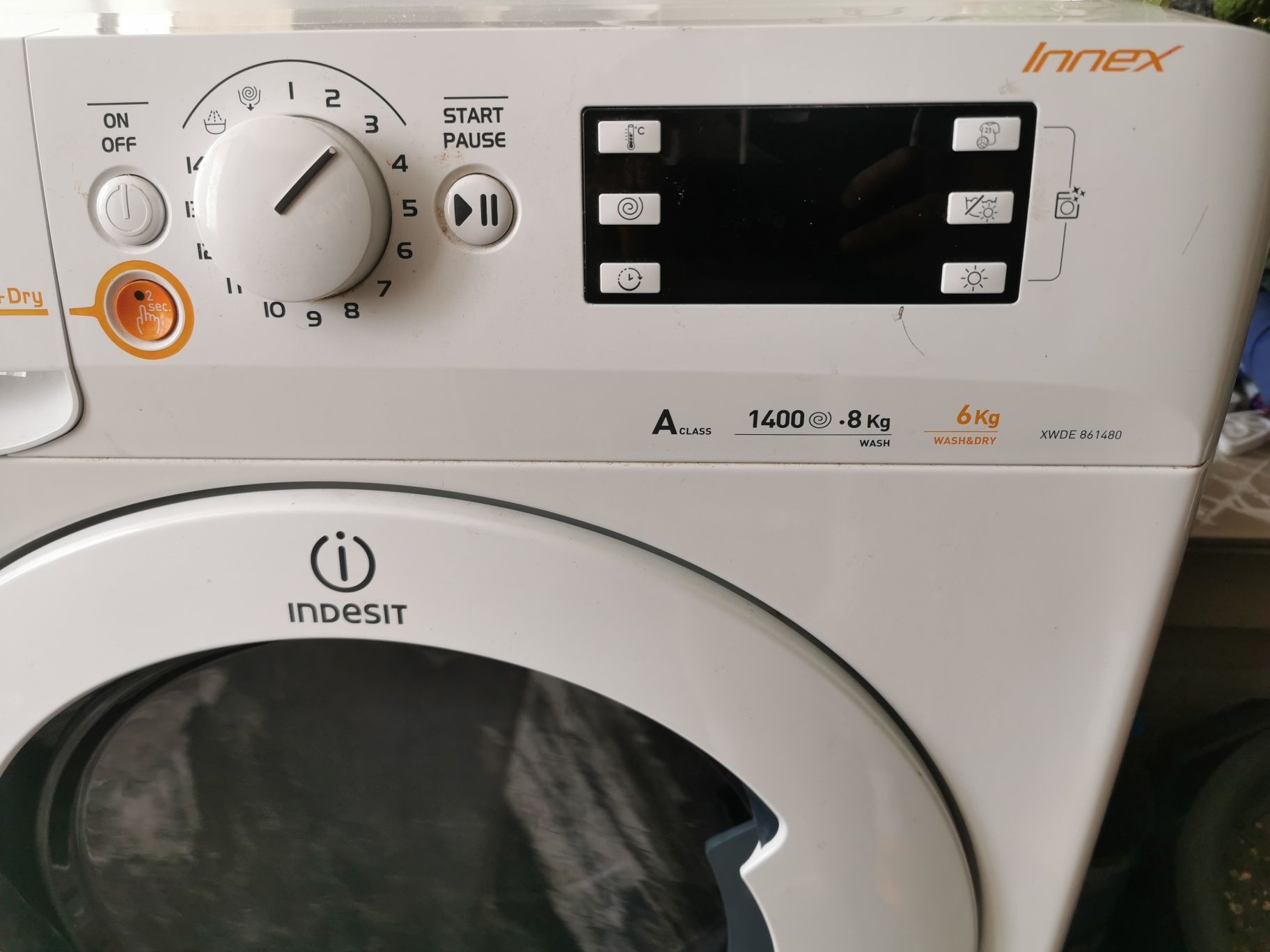 Пералня/сушилня Indesit