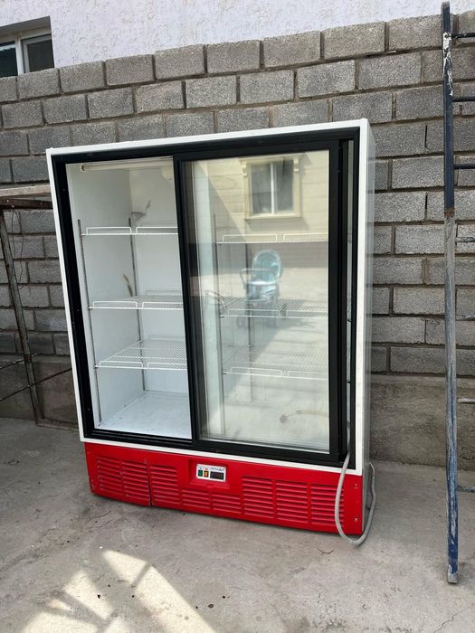 Холодильник үлкен