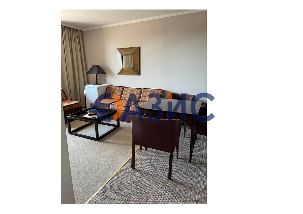 Продава се Двустаен апартамент в к.к. Слънчев бряг - 70 кв.м за 1186 €/кв.м - Снимка #3