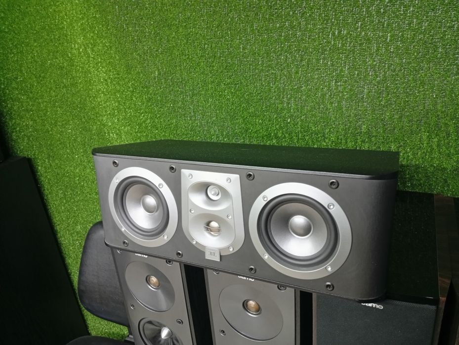 Център JBL es-25c