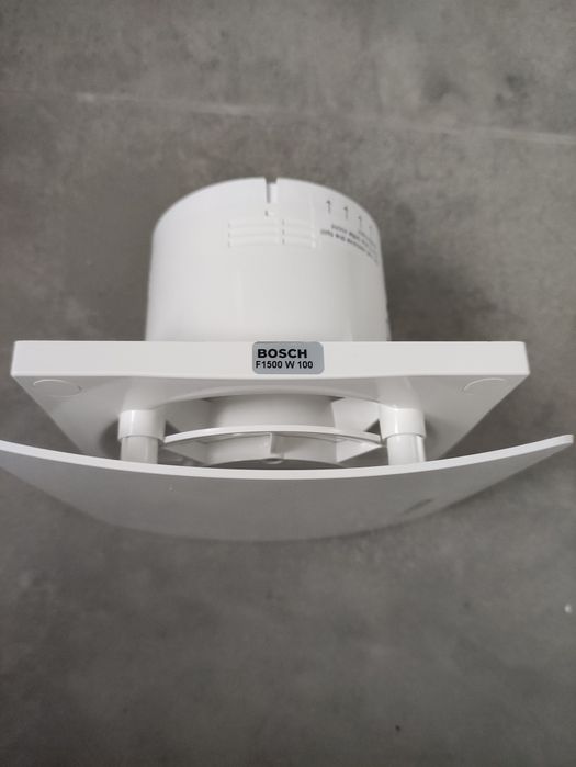 Вентилатор за баня Bosch 1500W DH 100