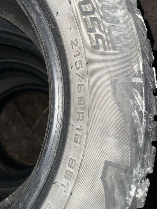 Шины зимние 215/60/16 шипованные