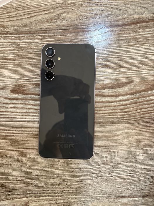 Samsung 23 fe yangi xolatda
