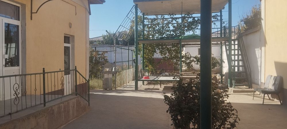 Mashal kottej birinchi qator