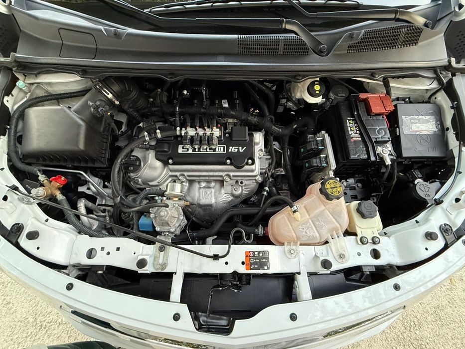 Chevrolet Cobalt 4-P Style Metan Gaz Pakalena Yumshoq Balon
