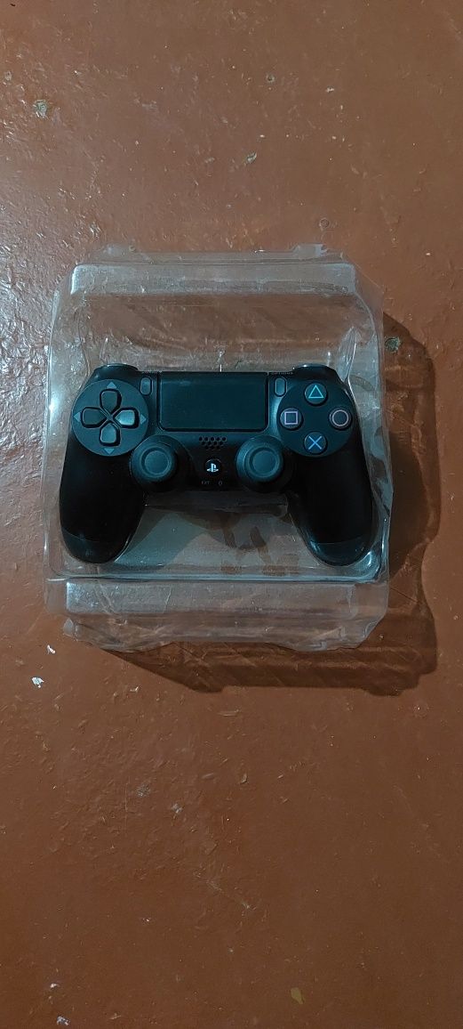 Djustik PS 4 ke taza