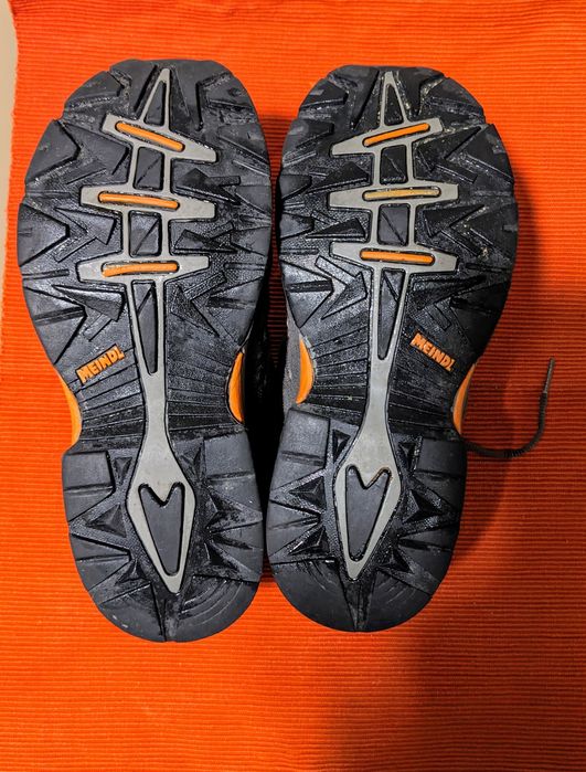 Ghete scurte Meindl, gri, Gore tex, mărimea 36