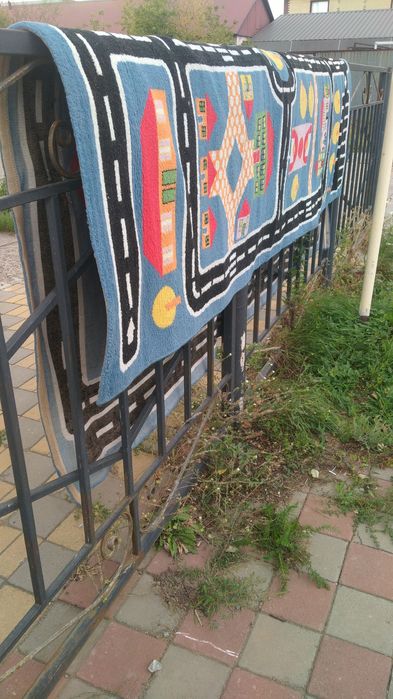 Продам почти новый ковёр
