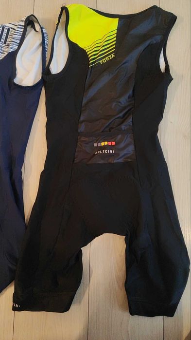 Триатлонски костюми на Doltcini