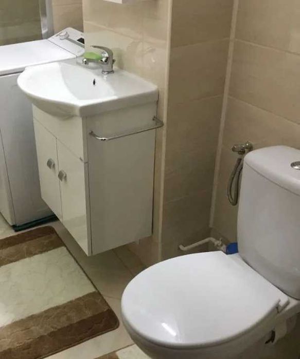 Дава се под наем Двустаен апартамент в Пловдив, Младежки Хълм - 60 кв.м за 275 € - Снимка #3