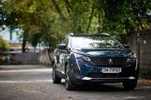 Peugeot 3008 GT 1.5 BlueHDI 130 CP EAT8 | an 2023 | garantie Mai 2028