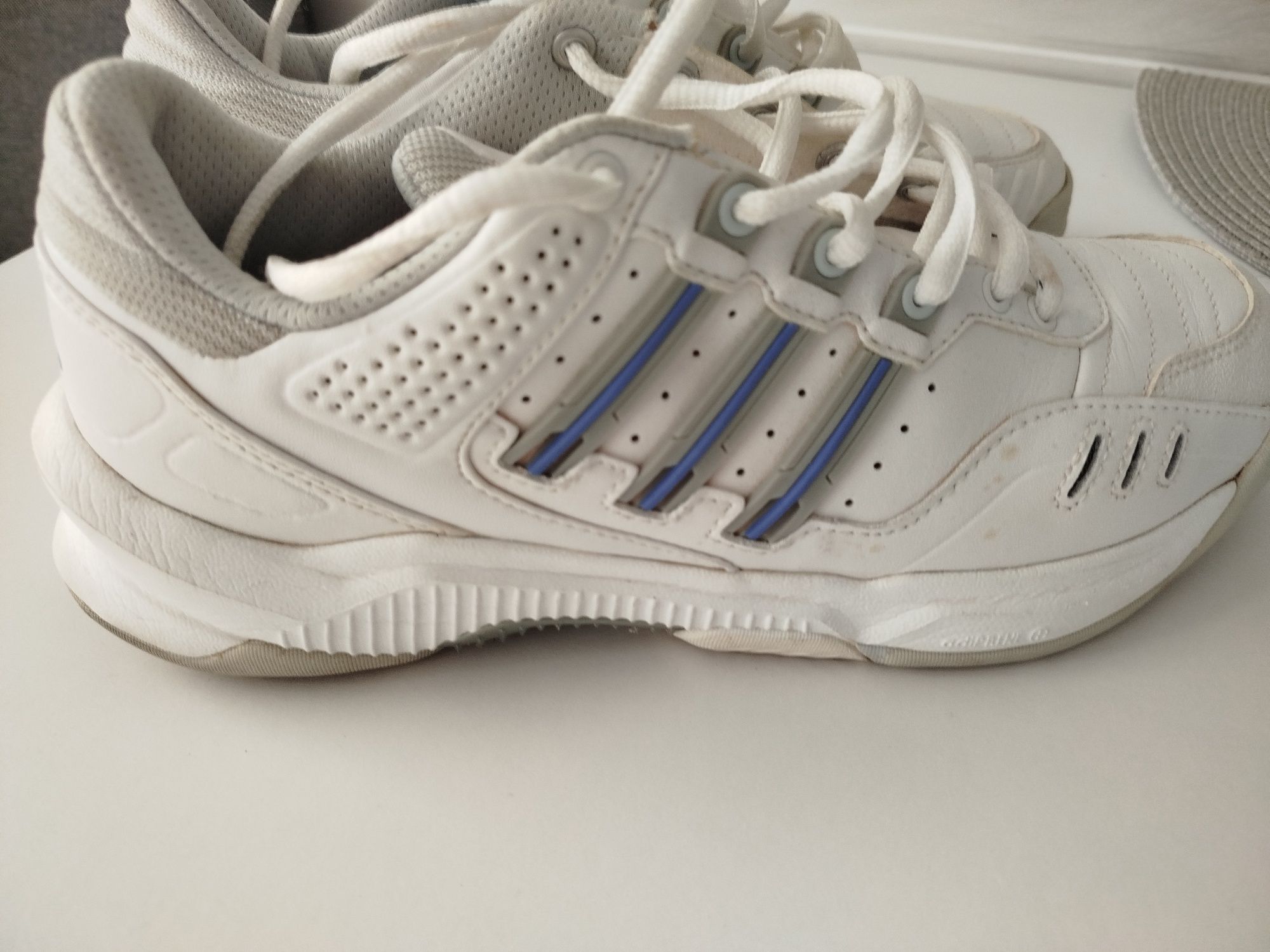 Adidas nr.40 stare bună