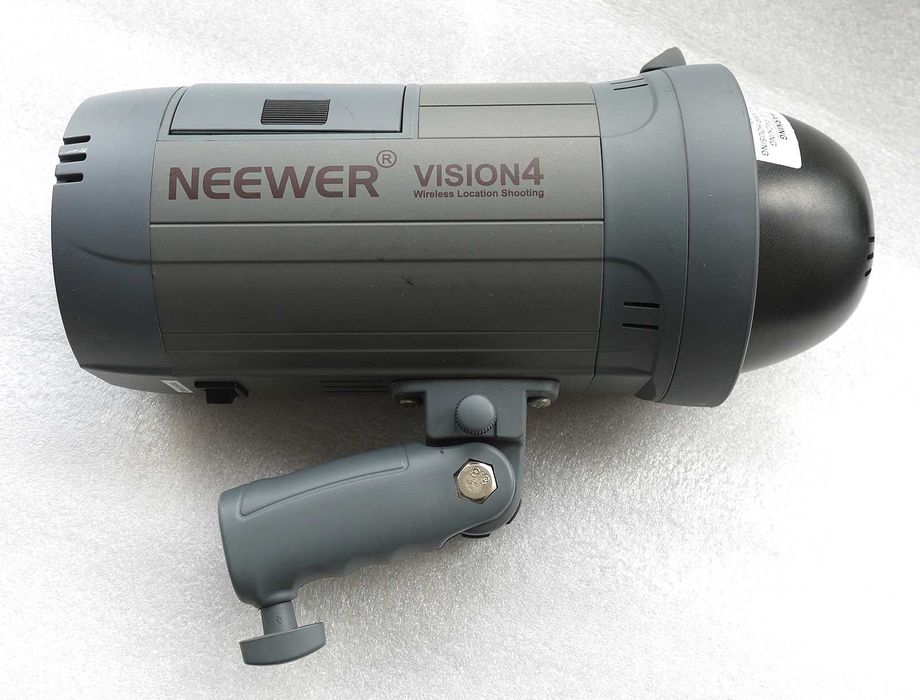 Студийна светкавица с акумулатор Neewer Vision 4 - 300Ws (GN 60)