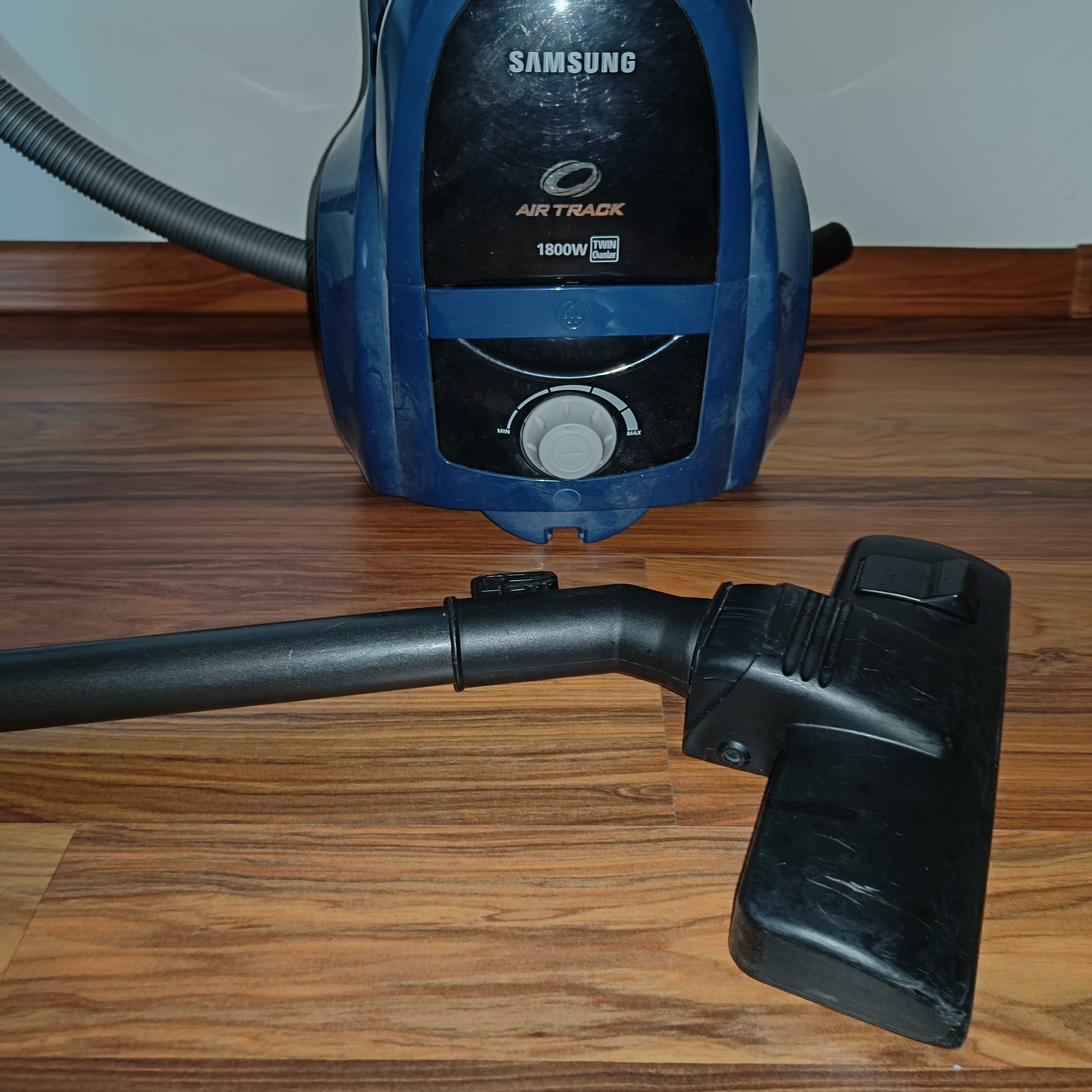 Aspirator Samsung AirTrack 1800W