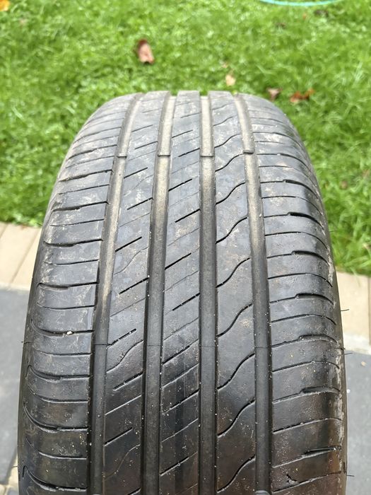 Anvelopa vara GOODYEAR EfficientGrip Performance 2 215/55R17 94W XL