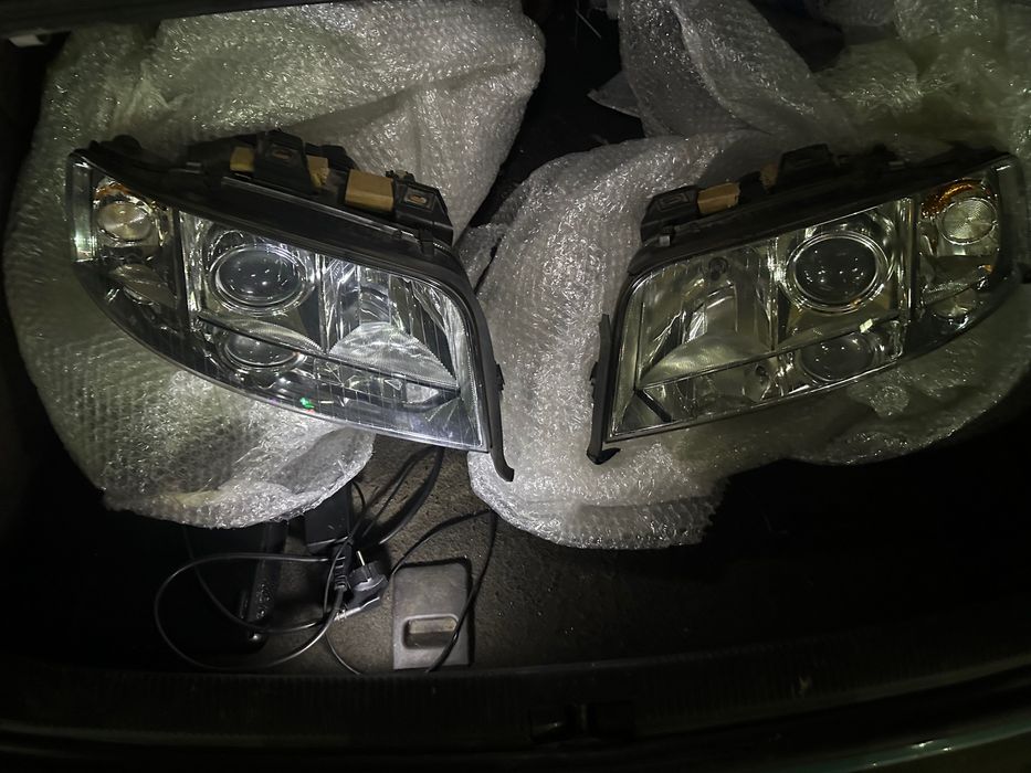 Audi A6 C5 Капля ФАРЫ HELLA  оригинал