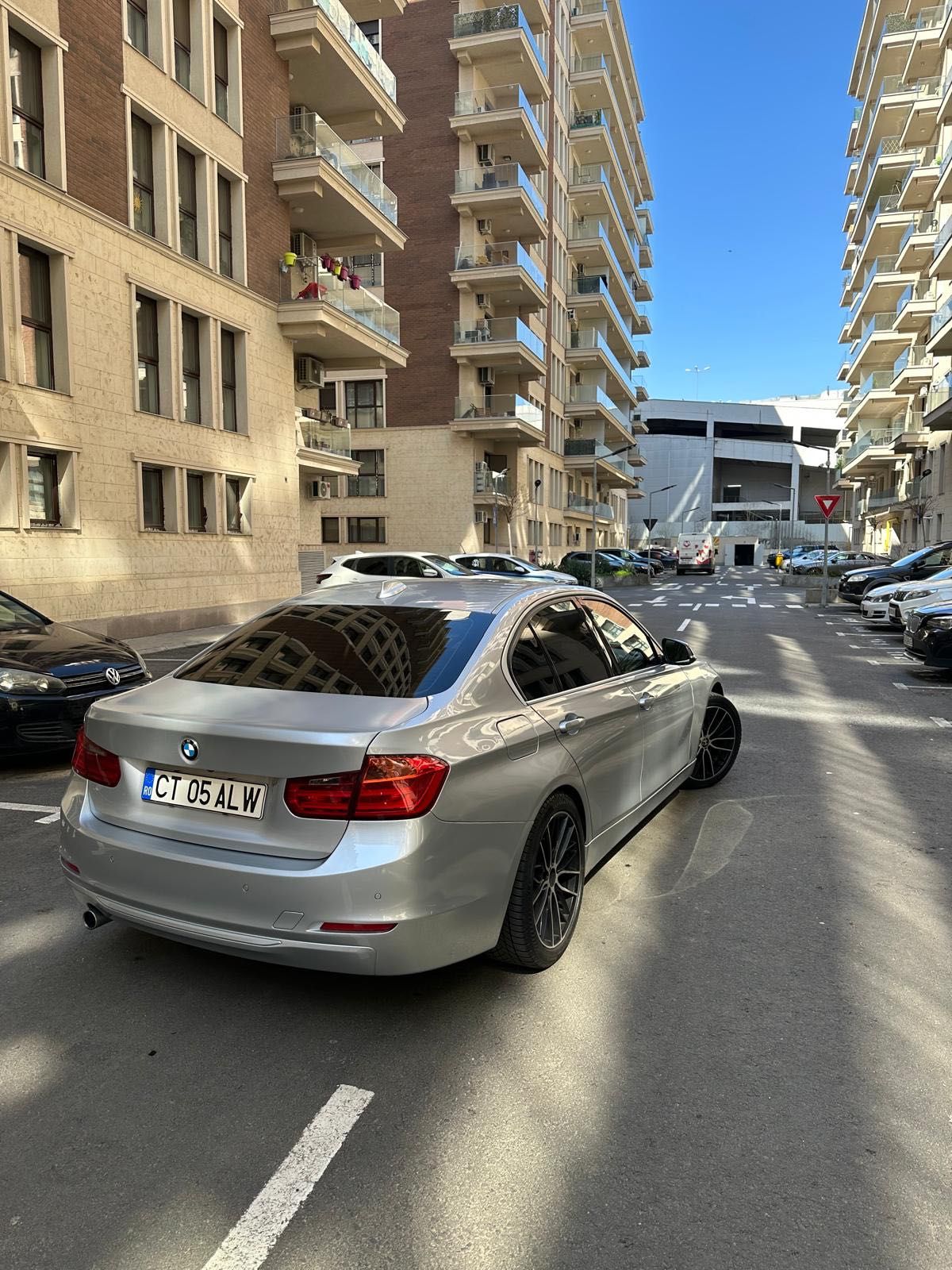 BMW 320d Seria 3 F30 Luxury automat 2012