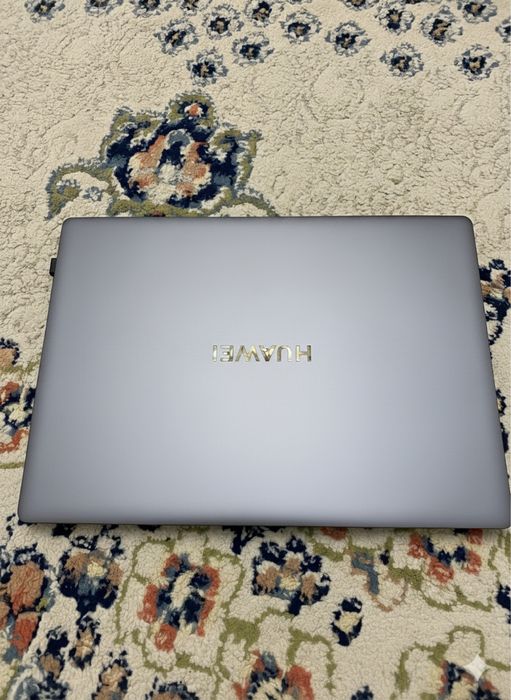Huawei MateBook D14