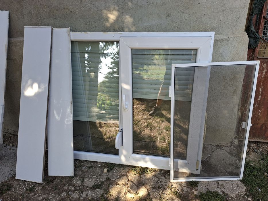 Прозорец с външна щора