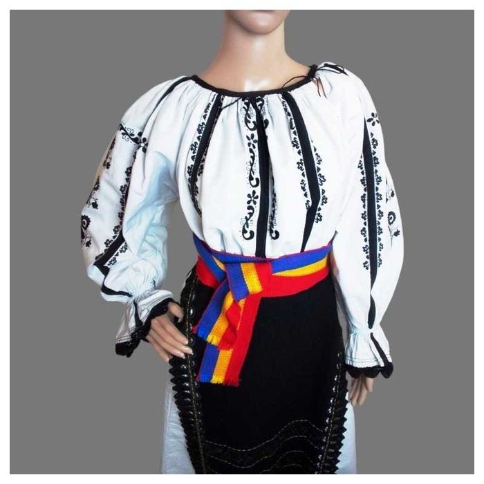 Costum popular vechi autentic, port popular din Sibiu M-L