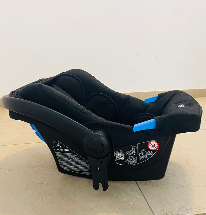 Cărucior Chicco 3 în 1