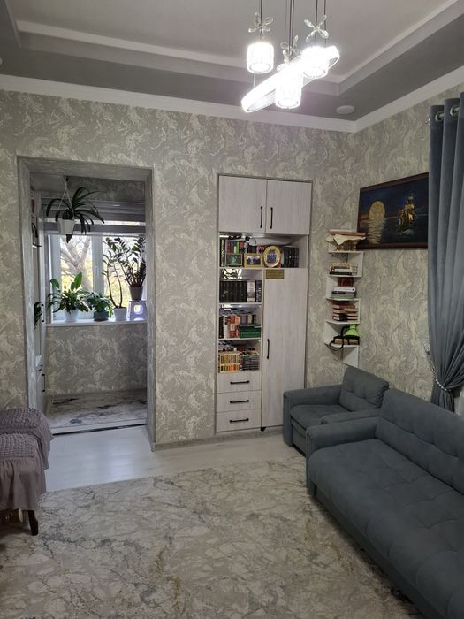 2х комн  квартира рядом с дворцом хим. продаётся