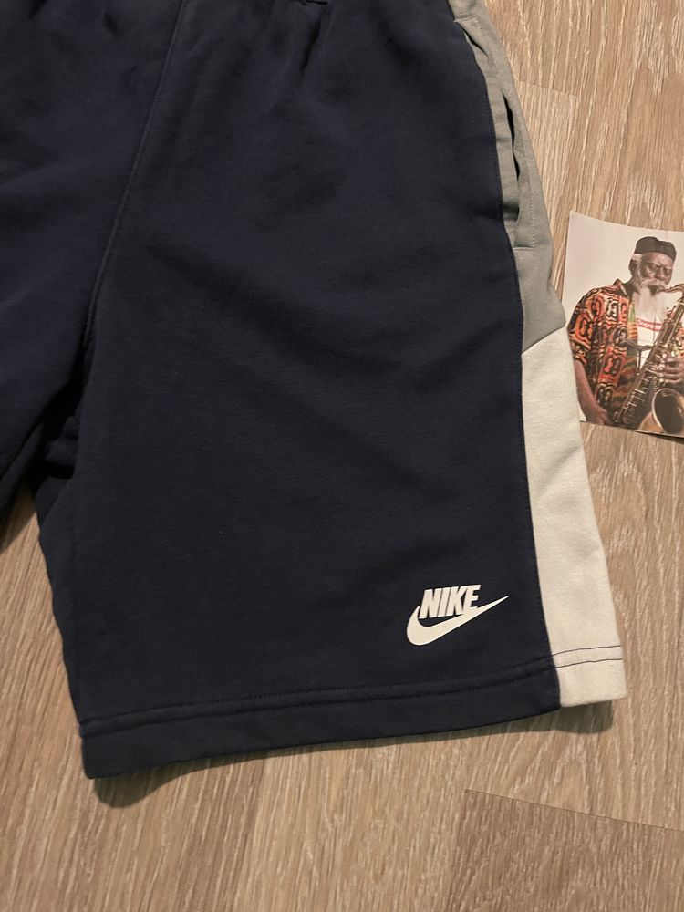 Pantaloni Nike (Air)