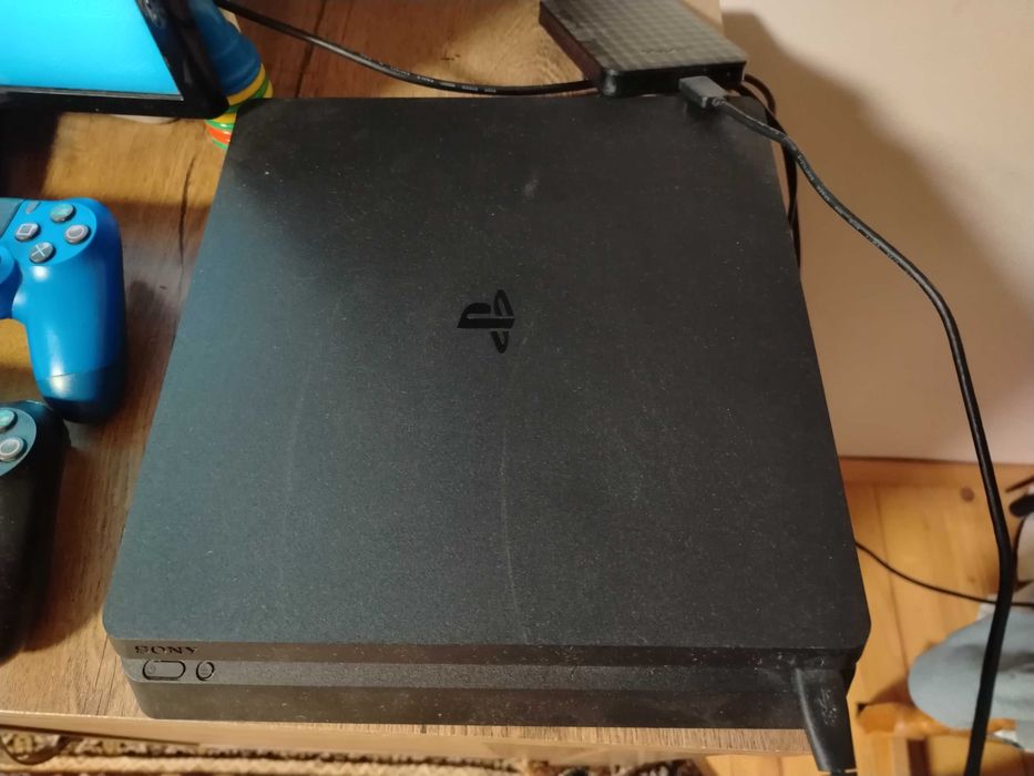 PlayStation 4 Плейстешън 4