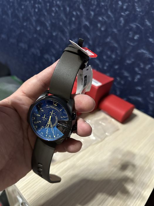 Diesel mega chief chronograph dz4401