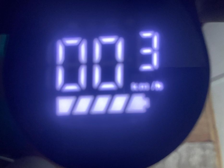 Vând trotineta electrica