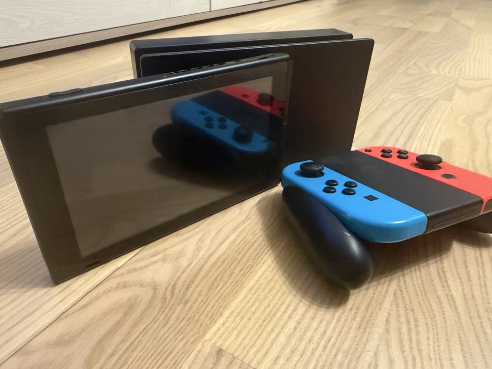 Nintendo Switch cu docking