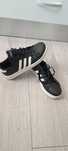 Vând Adidas dama