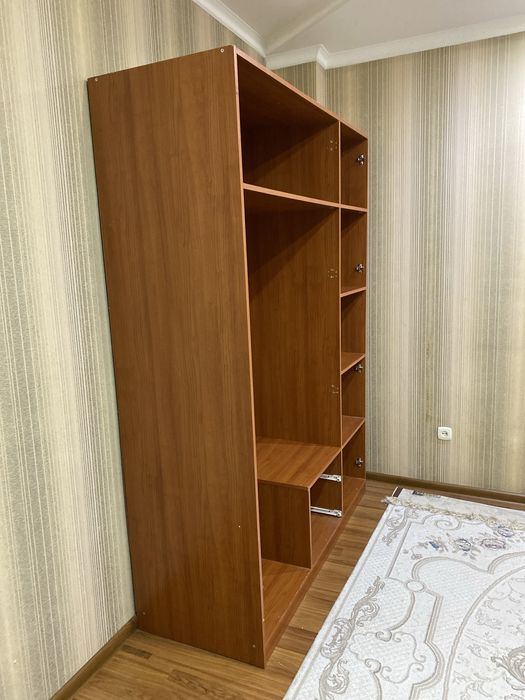 Отдам даром 2 шкафа срочно