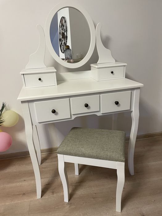 Măsuță machiaj + taburet