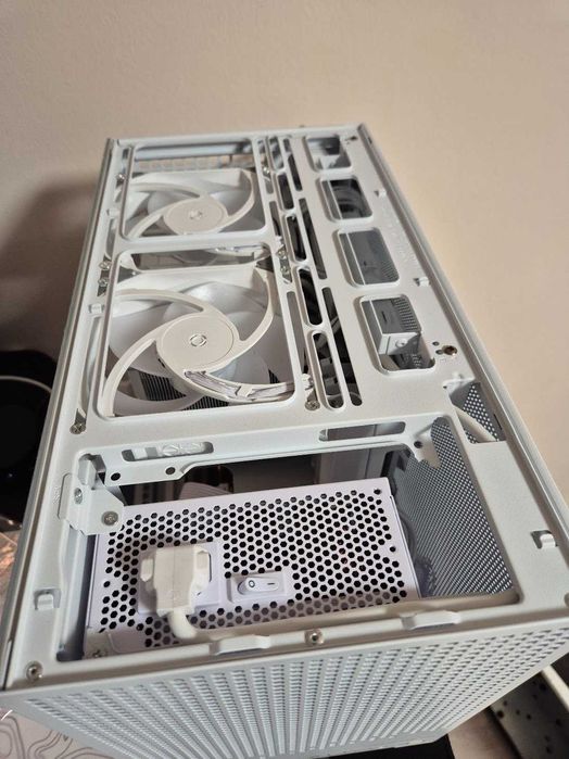 PC Build White- Ryzen 7800X3D,RTX 4080 Super,32GB RAM,2TB SSD,850W PSU