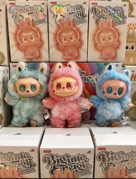 Figurina Labubu Big Into Energy 1+1 Gratis