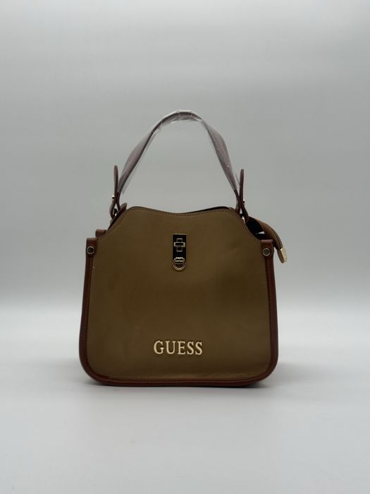 Дамска чанта Guess