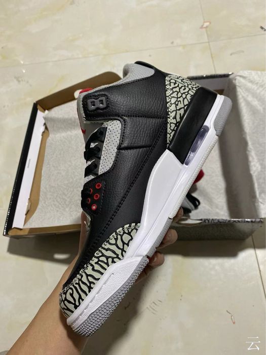 Air Jordan 3 Retro “Black Cement”