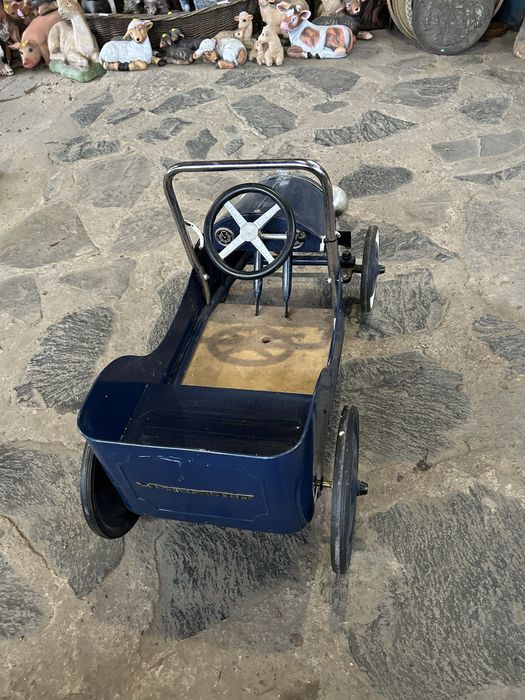 ламаринена количка с педали