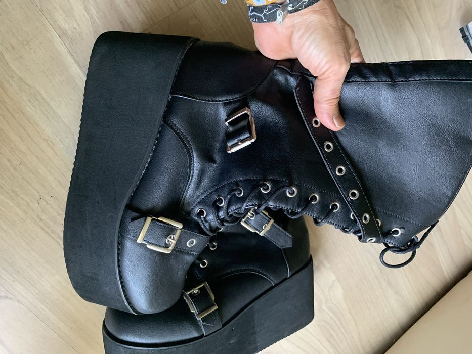 Дамски високи боти