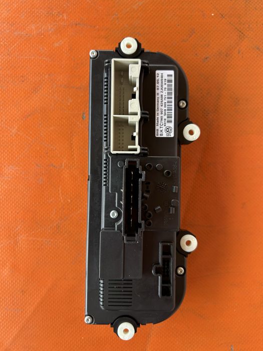 Panou Clima VW Golf 6,Touran 5HB 009 751 70