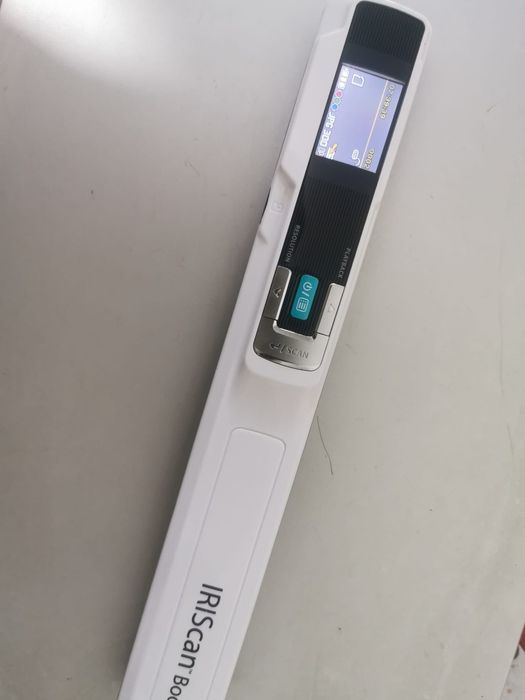 IRIScan Book 3 scaner