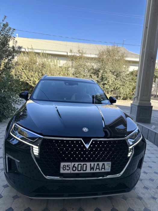 Nissan Venucia 2022