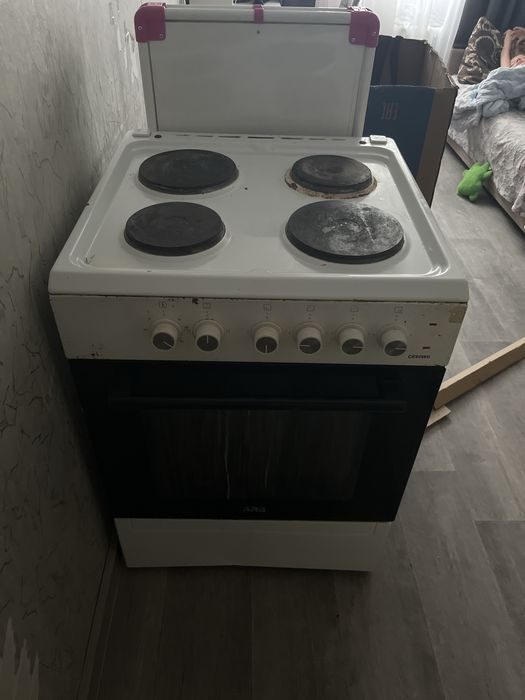 Продам плиту электрическую