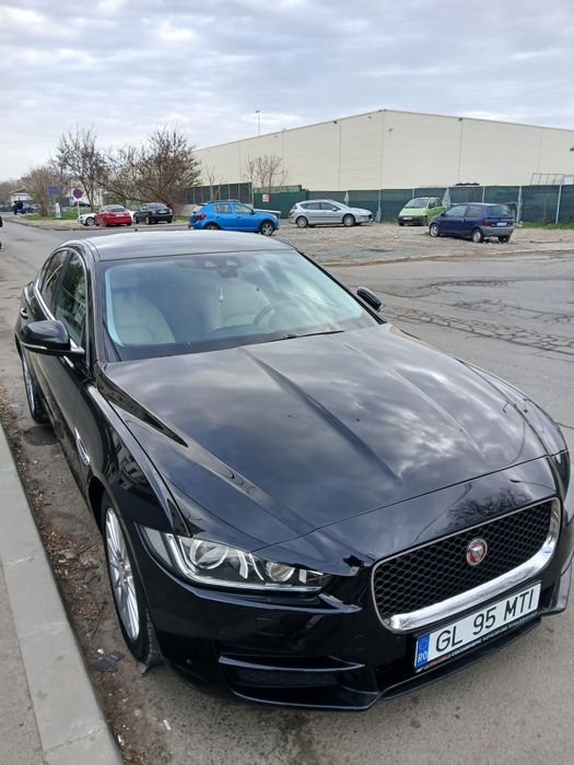 Jaguar xe adblu .