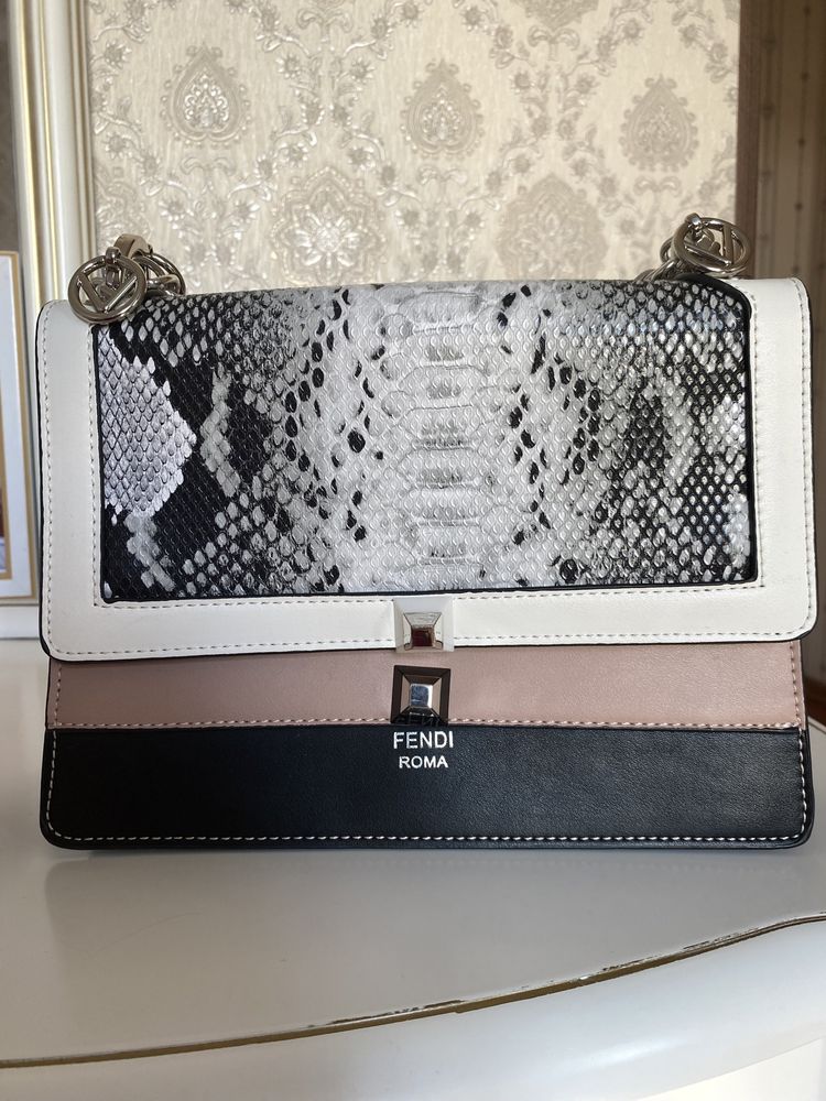 сумка под Fendi,женска сумка